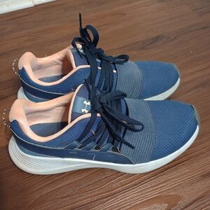 Under Armour Women's Charged Breathe Lace Sneaker